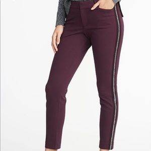 Old navy pixie burgundy pants with silver side stripe 16 Tall